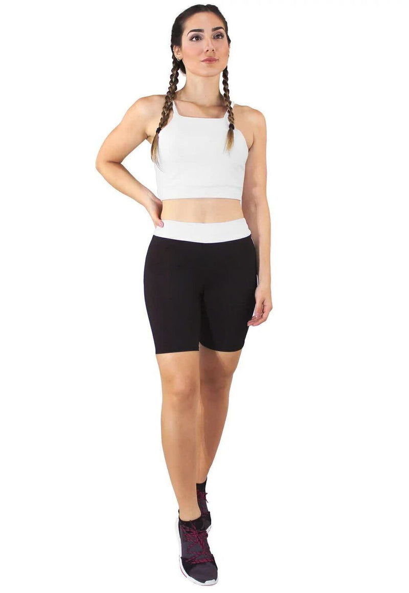 Cropped Alcinha Branco + Shorts Preto Com Branco Conjunto Fitness