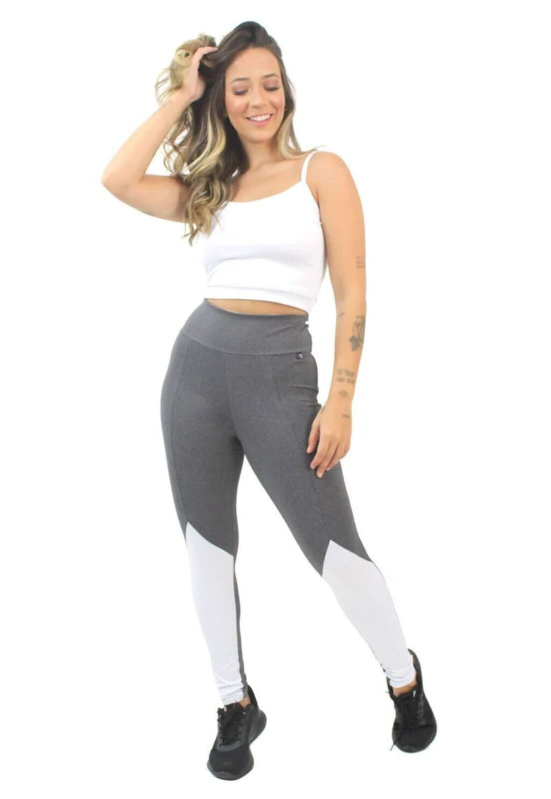 Conjunto Fitness Feminino Cropped Alcinha Branco + Calça Legging Cintura Alta Cinza Detalhe Em Branco&nbsp;