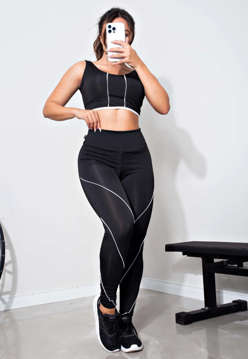 Conjunto Fitness Feminino Cropped Preto Detalhe Listra Branca + Calça Legging Cintura Alta Preta Detalhe Listra Branca&nbsp;