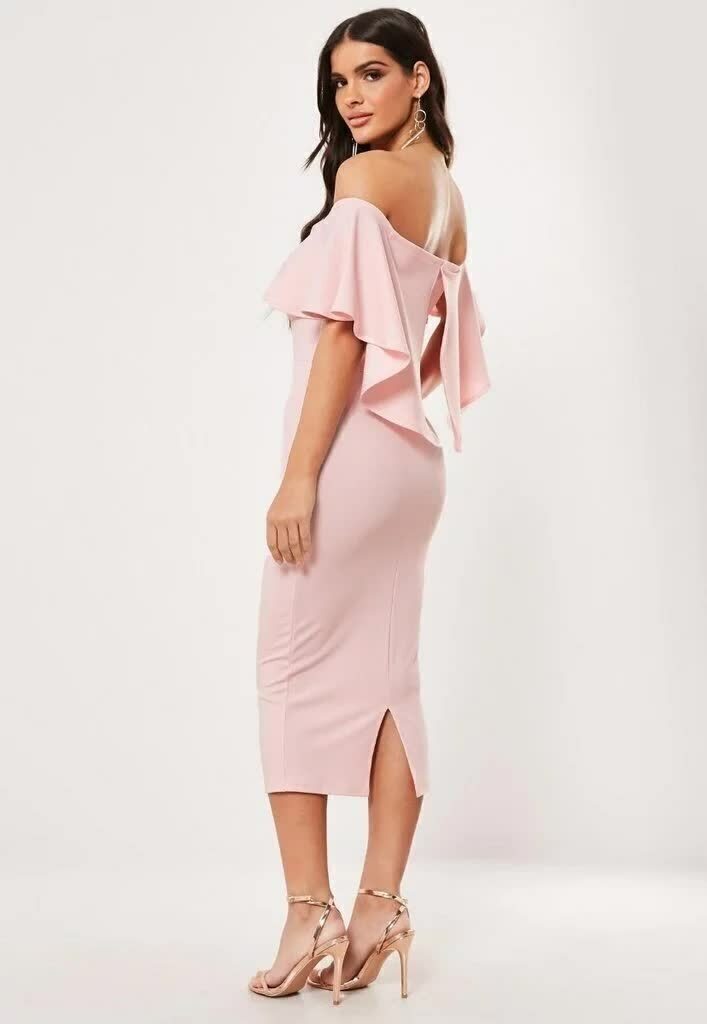 Vestido Feminino Midi Com Babado e Fenda Rosa