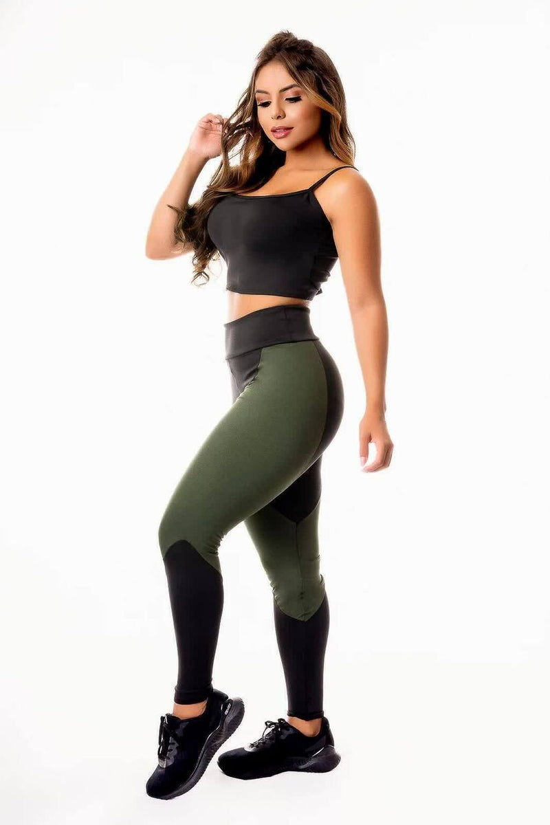 Conjunto Fitness Feminino Cropped Alcinha Preto + Calça Legging Cintura Alta Detalhe Verde Militar