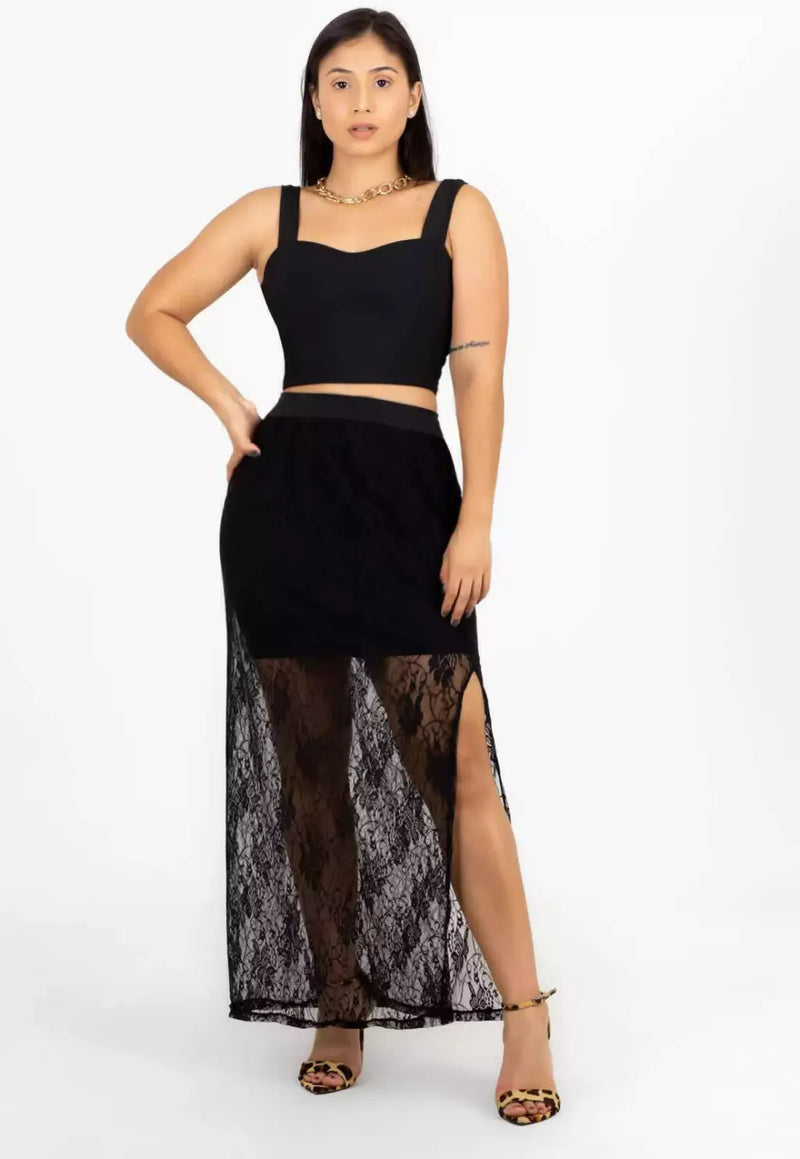 Conjunto Feminino Cropped Preto e Saia De Renda Transparente Preta Com Renda Lateral