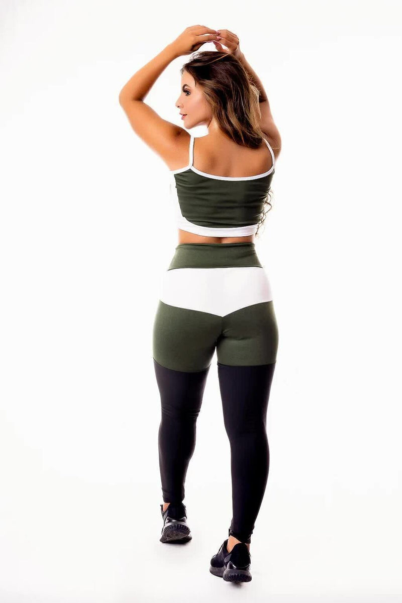 Conjunto Fitness Feminino Cropped Alcinha Verde Militar e Branco + Calça Legging Cintura Alta Verde Militar Detalhe Preto e Branco