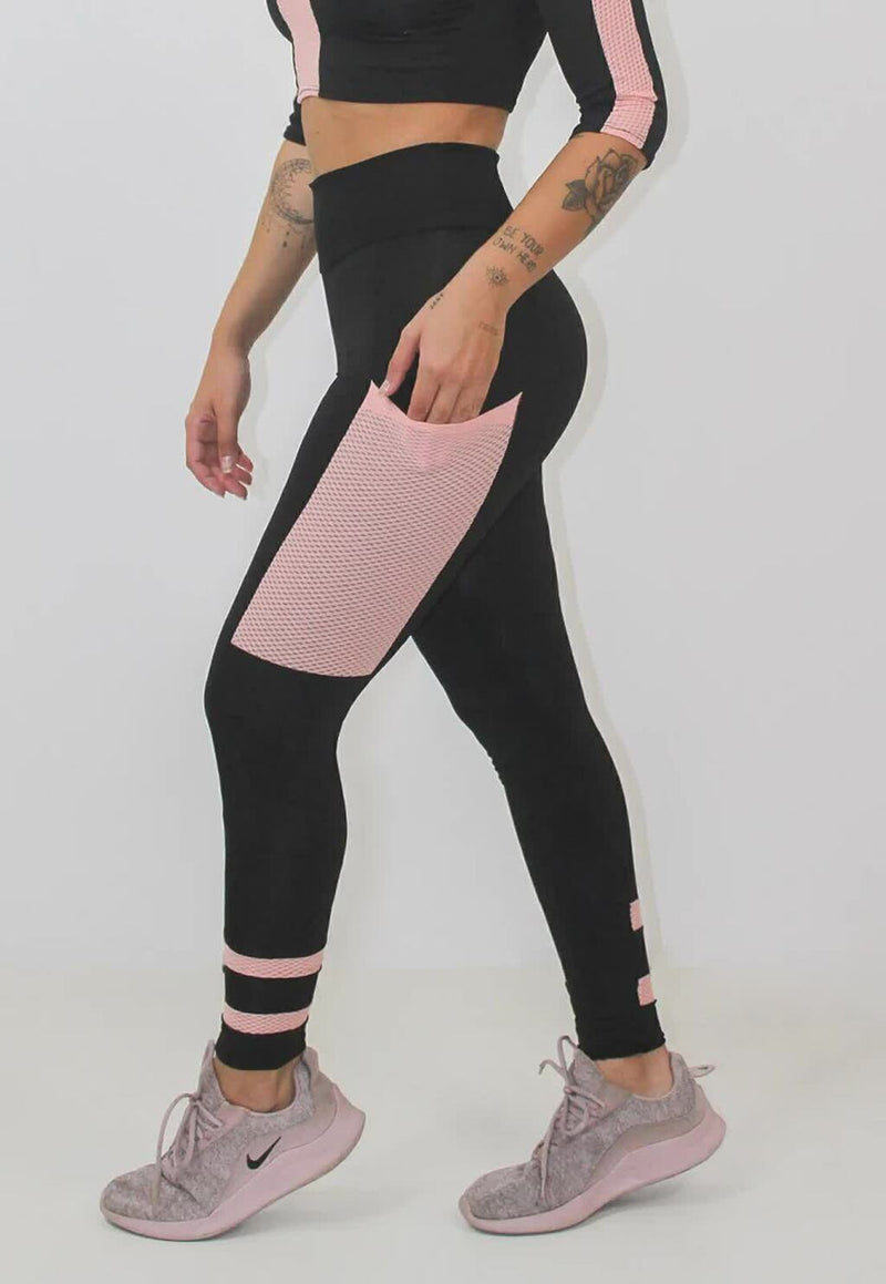 Calça Legging Feminina Cintura Alta Preta Com Detalhes e Bolso Em Tela Rosa