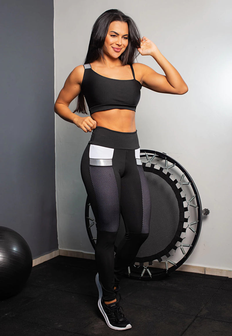 Conjunto Feminino Fitness Cropped e Calça Legging Preta Detalhe Branco Bolso Em Tela